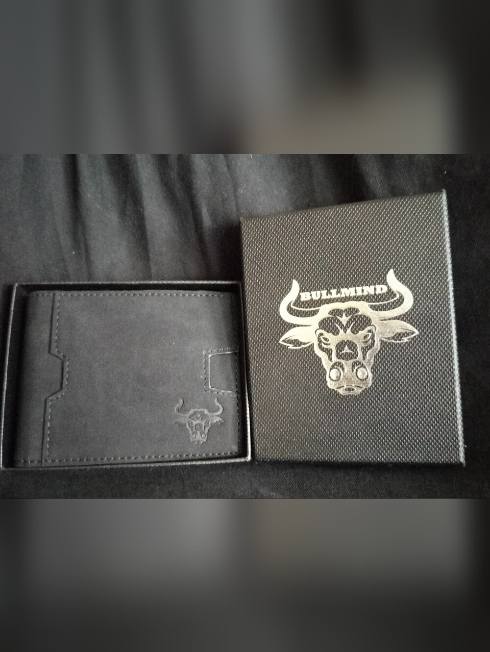 New Bullmind Black Leather Bifold Wallet